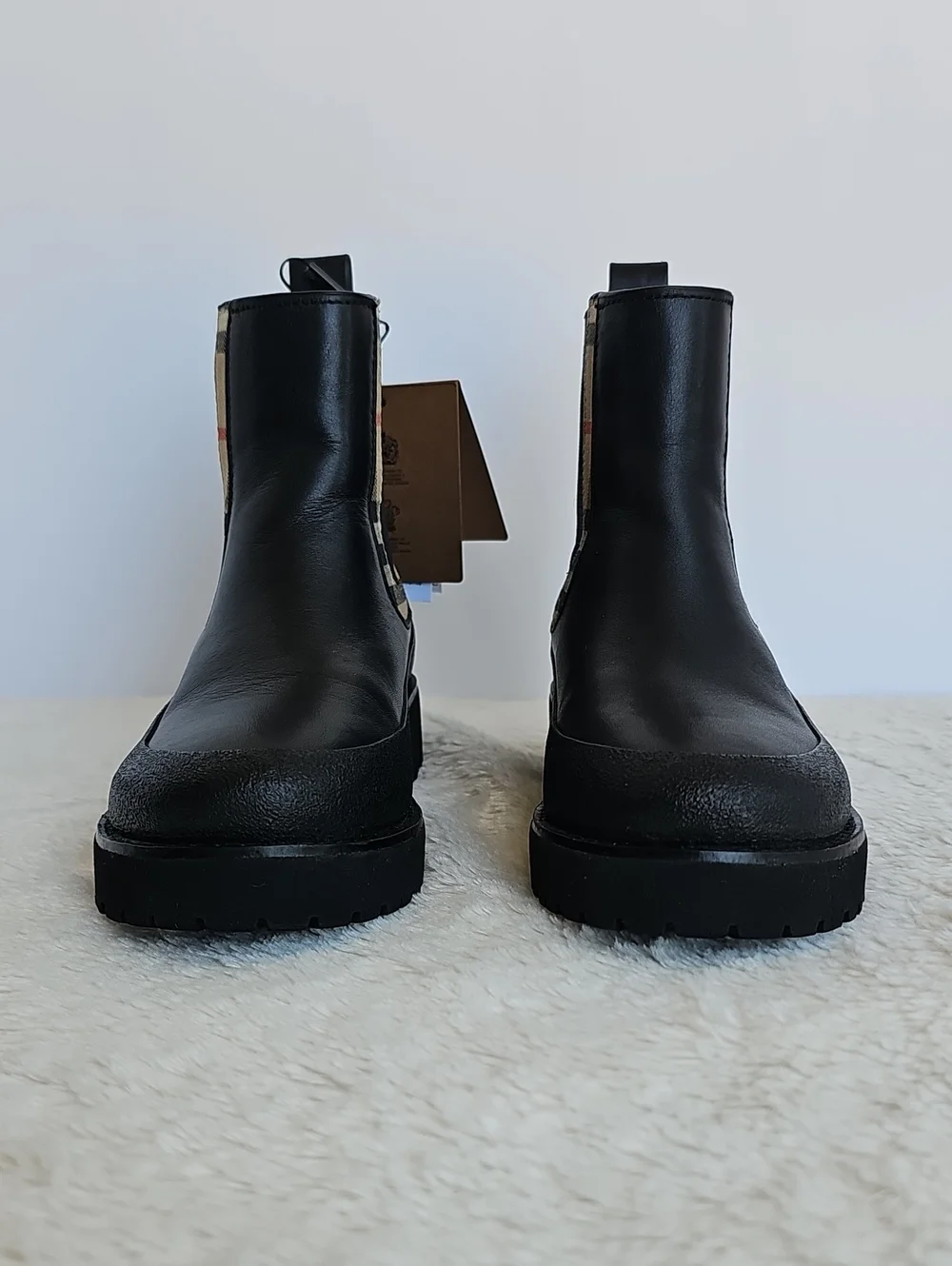 NWT Burberry Kids Vintage Check Detail Leather Chelsea Boots Black EU 32/ US 1 Y